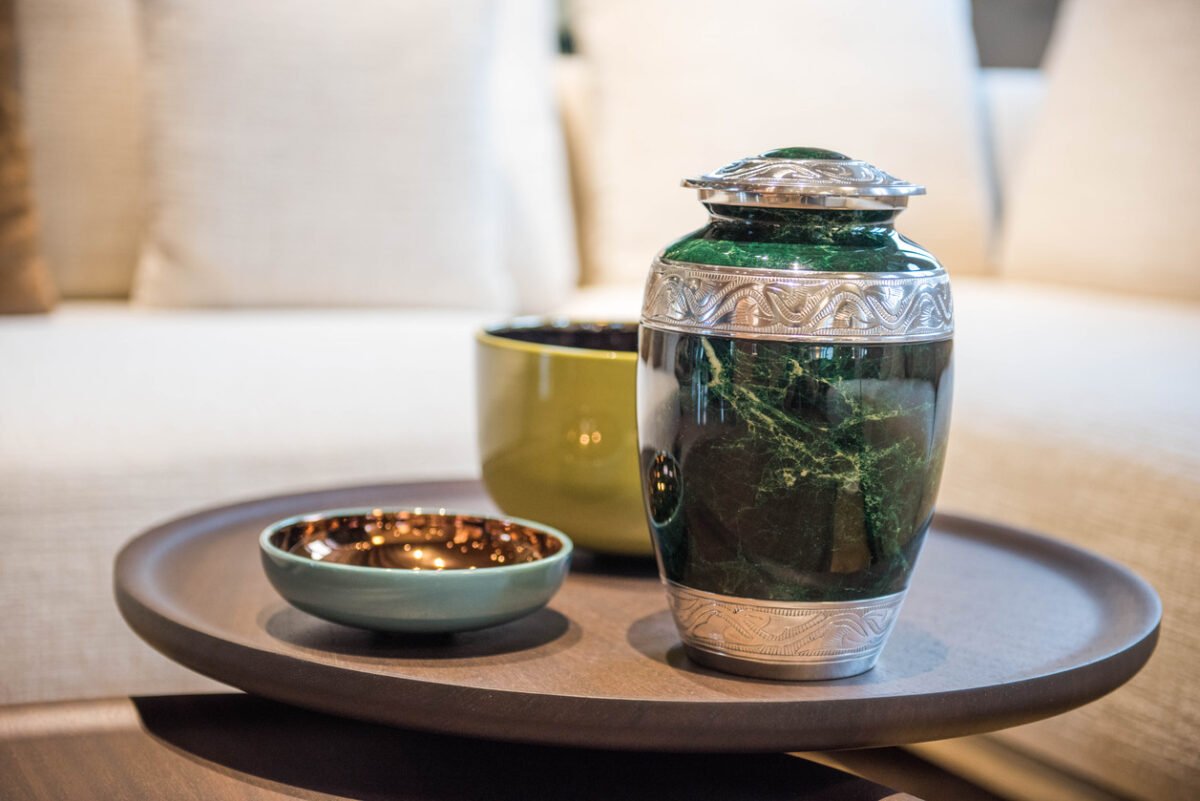 Elegant Green Marble Cremation Urn with Silver Detailing – Adult Memorial Urn